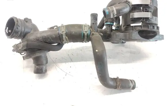 Mercedes-Benz E W212 Fuel filter bracket/mount holder A6512000456 A6512031682 A6512030882