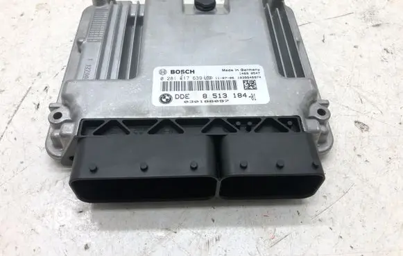 BMW X3 F25 Engine control unit/module 8513184 13618576333