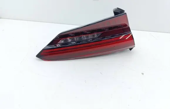 Audi A5 Tailgate rear/tail lights 8W6945093F 8W6945255B