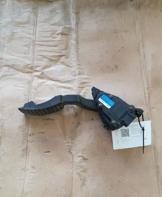 Renault Laguna II Accelerator throttle pedal 8200003392