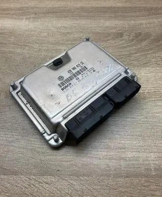 Volkswagen PASSAT B5 Engine control unit/module ECU 038906019CE 0281010217
