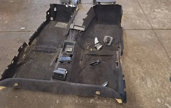BMW 5 E39 Interior carpet BMWE39DYWAN