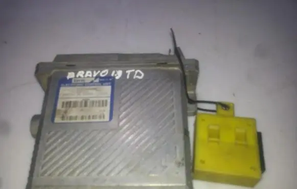 Fiat Bravo - Brava Engine control unit/module R04080003F 80537h