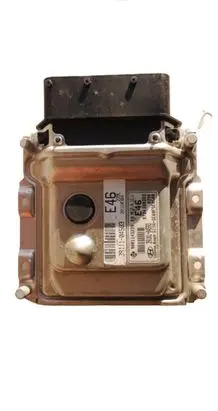 Hyundai Santa Fe Engine ECU kit and lock set 39101-04593- 9001143239 39101-04593 39111-04593 1038407765