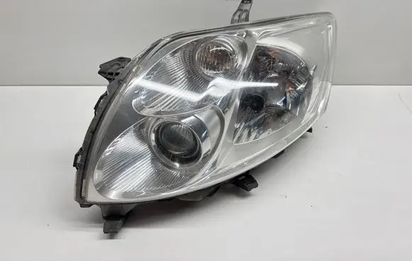 Toyota Auris 150 Headlight/headlamp 8115002460 89901944 89901356