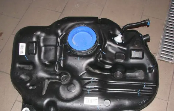 Toyota C-HR I Fuel tank 77100F4020