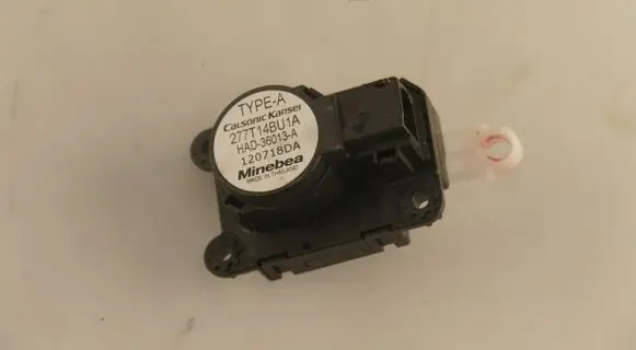 Nissan X-Trail T32 A/C air flow flap actuator/motor 277T14BU1A