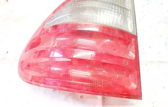 Mercedes-Benz E W210 Tailgate rear/tail lights a2108205364