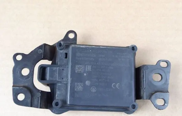 Toyota C-HR I Distronic sensor radar 88210F4011