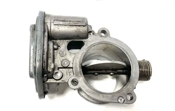BMW 1 E81 E87 Throttle valve 780437301 7804373 B90840188