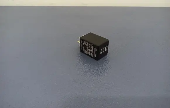 Volkswagen Polo III 6N 6N2 6NF Other relay 6N0906383