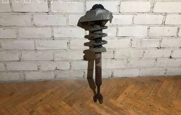 Audi A6 S6 C6 4F Front shock absorber with coil spring 4F0413031 67838