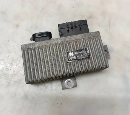 Renault Laguna I Glow plug pre-heat relay 7700111525