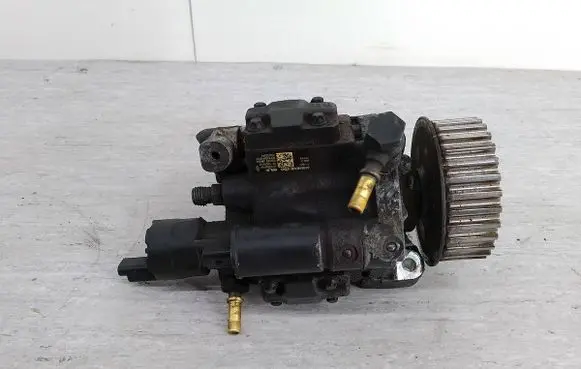Renault Scenic II - Grand scenic II Fuel injection high pressure pump 82004305995WS40153