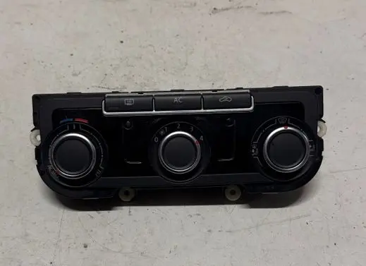 Volkswagen Golf VI Climate control unit 7N0907426AM 5HB00975170 ZJUSW0304