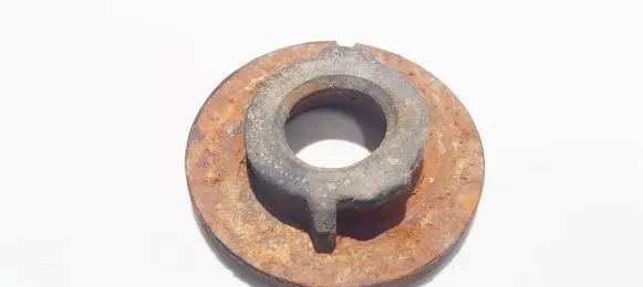 Volkswagen Touran I Front coil spring rubber mount 1k0512297
