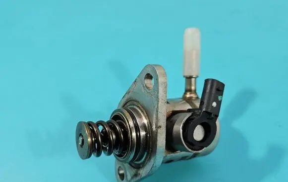 Peugeot 2008 I In-tank fuel pump 9812133780 IMPRK1553226