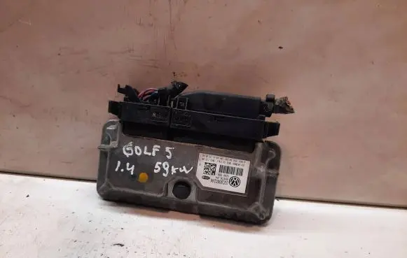 Volkswagen Golf V Engine control unit/module 03C906024K 6160135004