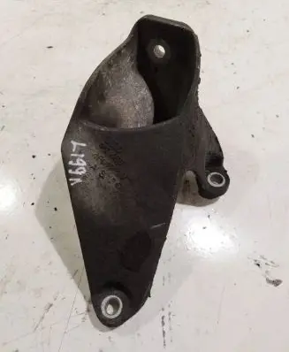 Audi A6 S6 C6 4F Engine mounting bracket 4f019930