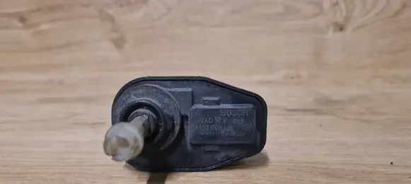 Opel Vectra A Headlight level adjustment motor 0132008306