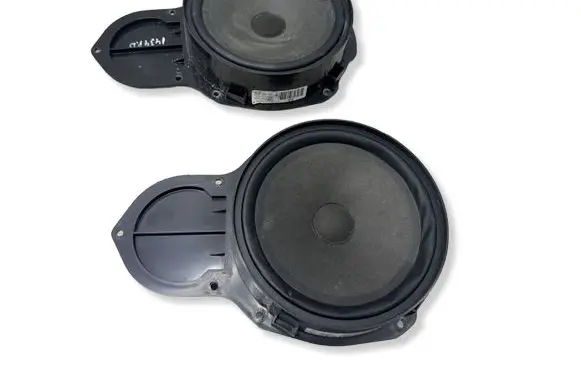 Volkswagen PASSAT B7 Front door speaker 3C8035454