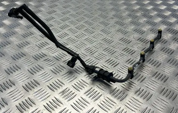 Nissan X-Trail T31 Fuel return line/hose