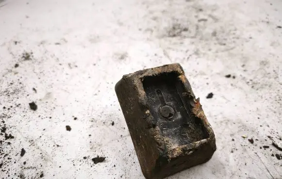 BMW 3 E46 Jacking socket point 