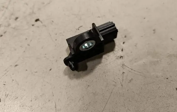 Nissan X-Trail T32 Airbag deployment crash/impact sensor 988303RA0A