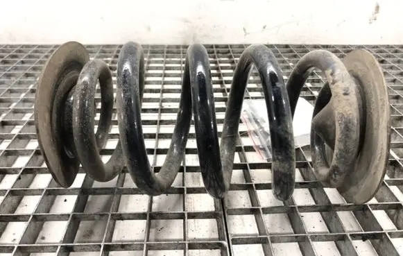 BMW X3 E83 Rear coil spring