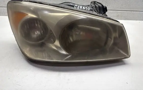 KIA Cerato Headlight/headlamp 921012F0