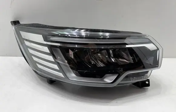 Renault Trafic III (X82) Headlight/headlamp 260102899R