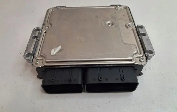 Peugeot 508 Combustion control unit/module 9860729680