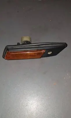 BMW 3 E36 Front fender indicator light 13780149