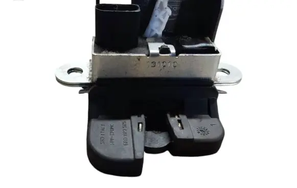 Volkswagen Polo V 6R Tailgate/trunk/boot lock/catch/latch 6R0827505B