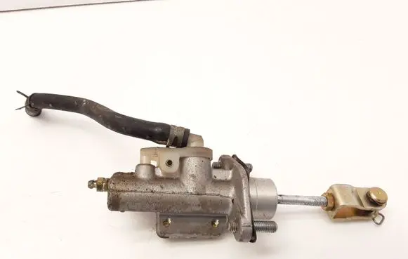 Mitsubishi Lancer Clutch master cylinder