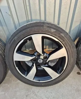 Nissan Qashqai R18 alloy rim 4EA8A