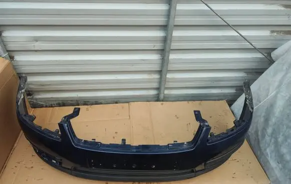 Ford Focus C-MAX Front bumper 3M51R17757AH