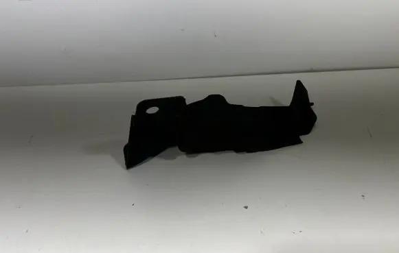 Land Rover Discovery 5 Front bumper mounting bracket HY328311AB