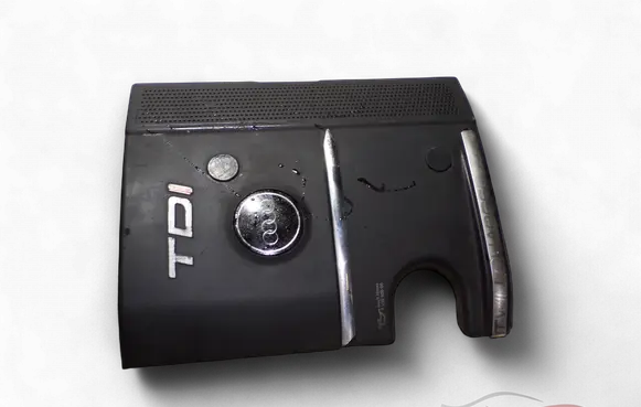 Audi 100 200 5000 C3 Engine cover (trim)