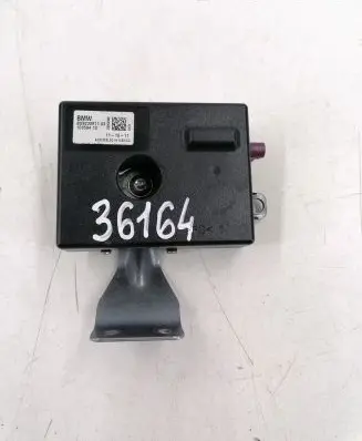 BMW X5 E70 Antenna control unit BU923091103 10859410