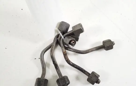 Mercedes-Benz CLS C218 X218 Fuel injector supply line/pipe A6420700800