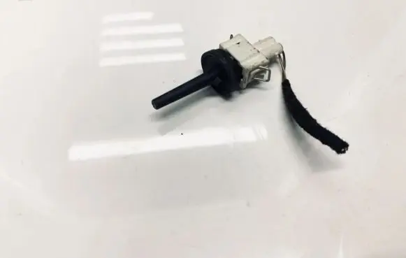Volkswagen PASSAT B5 Interior temperature sensor 4a0820539