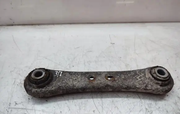Volvo V70 Rear control arm