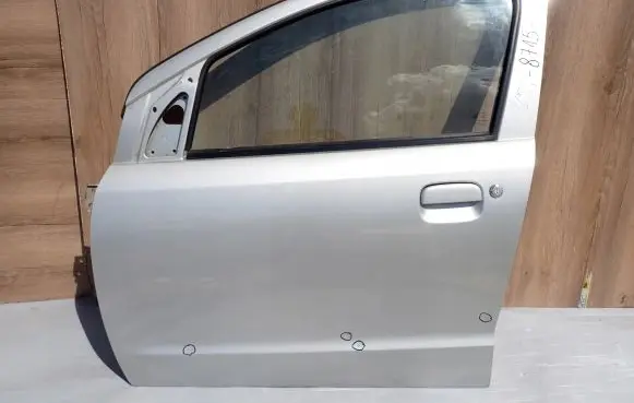 Suzuki Alto Rear door