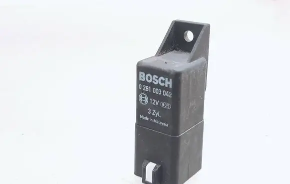 Seat Ibiza IV (6J,6P) Glow plug pre-heat relay 0281003042 045907282a