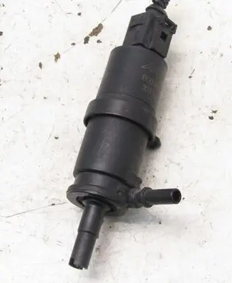 Jeep Cherokee Windscreen/windshield washer pump 89032971