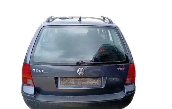 Volkswagen Golf IV Tailgate/trunk/boot lid