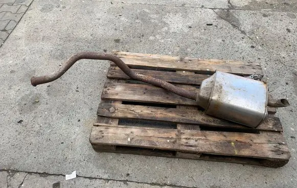 Nissan Townstar Rear muffler/silencer tail pipe 201007828R A4204910300 7930422