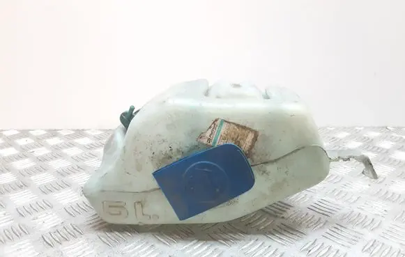 Volkswagen PASSAT B3 Windshield washer fluid reservoir/tank 357955453B