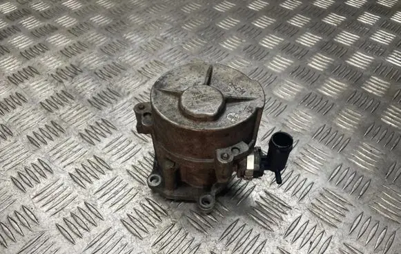 Renault Laguna II Vacuum pump 720562 D163A 2160207